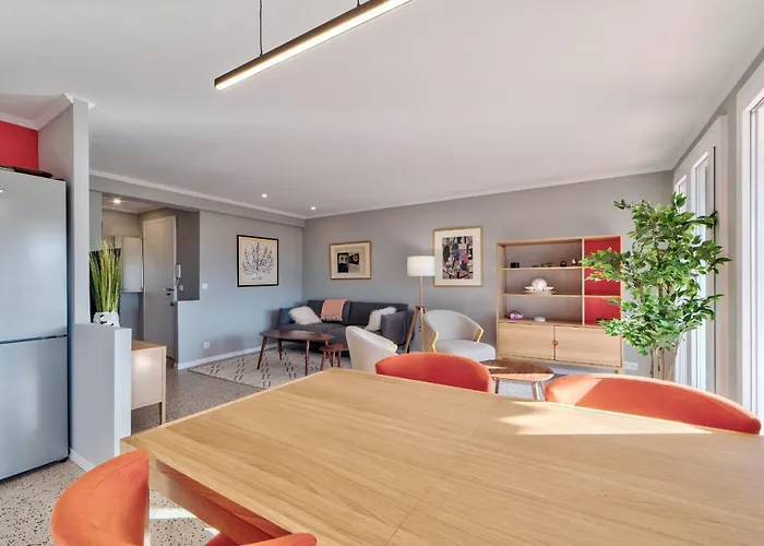 Raymond Les Pins Lejlighed